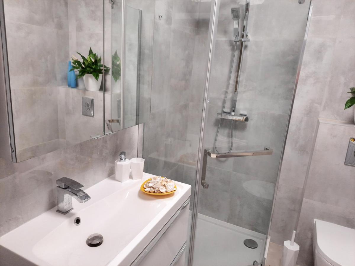 קולובז'ג Apartament Amber Comfort Z Prywatnym Miejscem Parkingowym מראה חיצוני תמונה